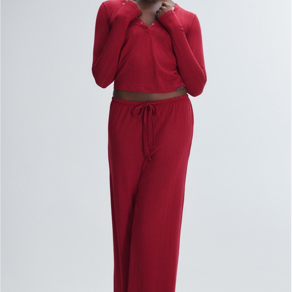 Savage X Fenty Red Sleek Stitch Henley 2-Piece Set